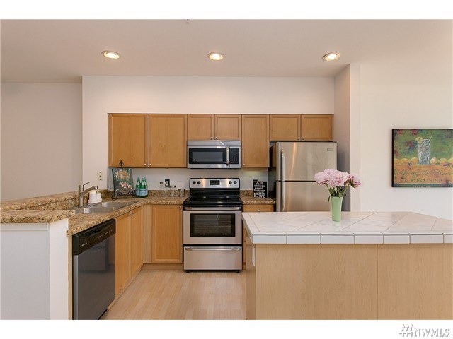 16125 Juanita-woodinville Way NE Bothell, WA 98011