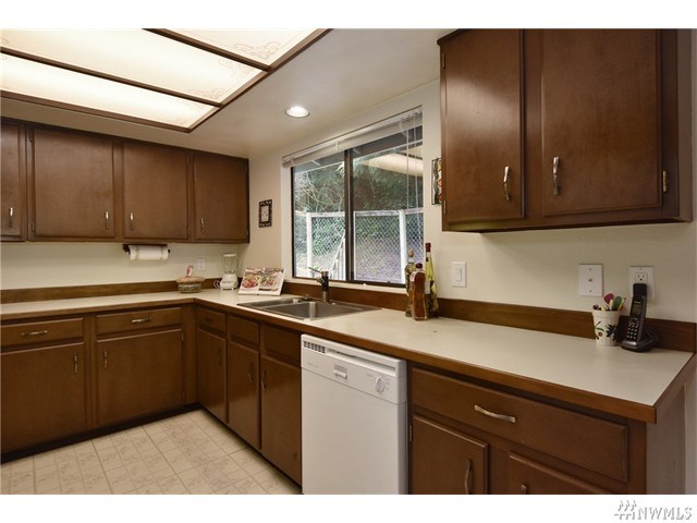 For Sale: 10527 NE 148th Ct Bothell, WA 98011