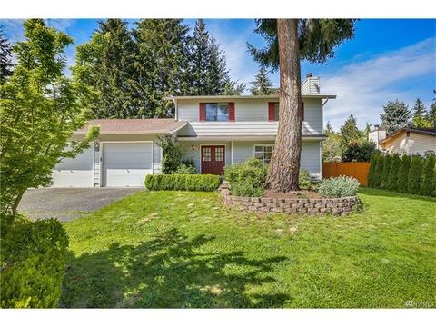 15800 Village Green Dr #7