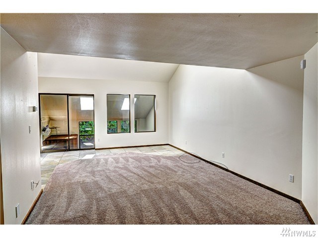 For Sale: 17517 18th Dr SE Bothell, WA 98012