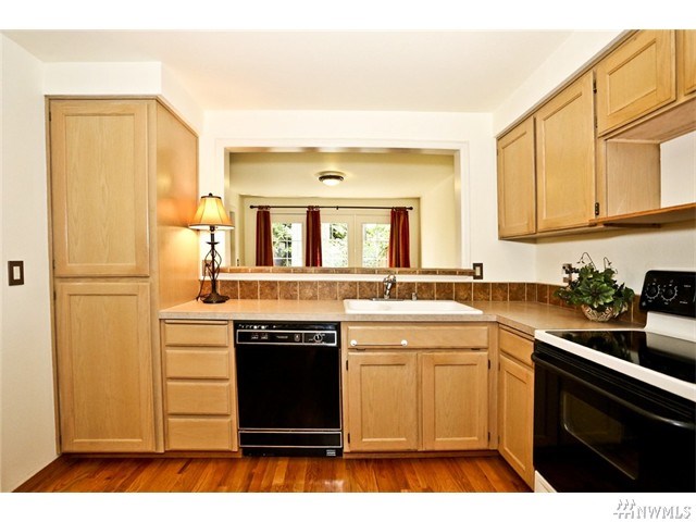 For Sale: 1928 Mill Pointe Dr SE Bothell, WA 98012