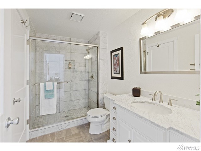 For Sale: 17410 28th Ave SE Bothell, WA 98012