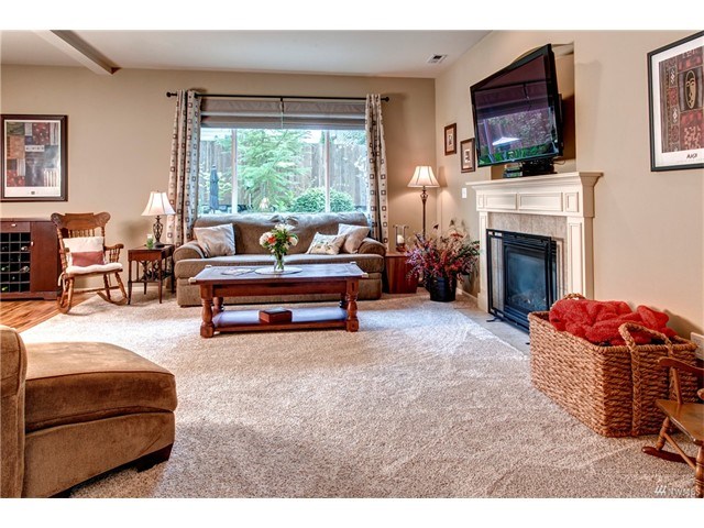 604 194th Pl SE