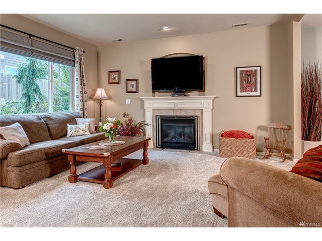 604 194th Pl SE