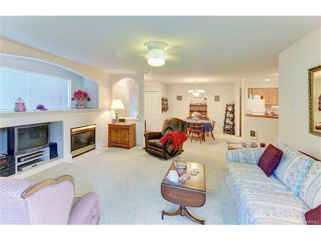 2201 192nd St SE #V102