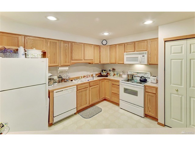 2201 192nd St SE #V102