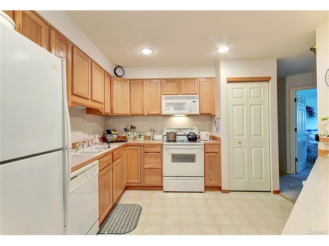 2201 192nd St SE #V102