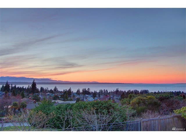 11906 Marine View Dr