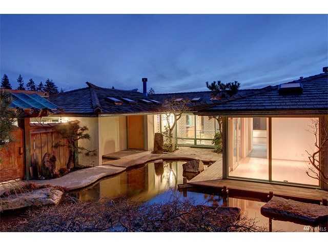 11906 Marine View Dr
