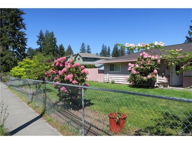 128 4th Ave S #204