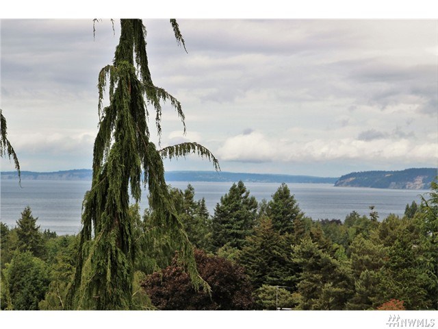 For Sale: 321 12th Ave N Edmonds, WA 98020