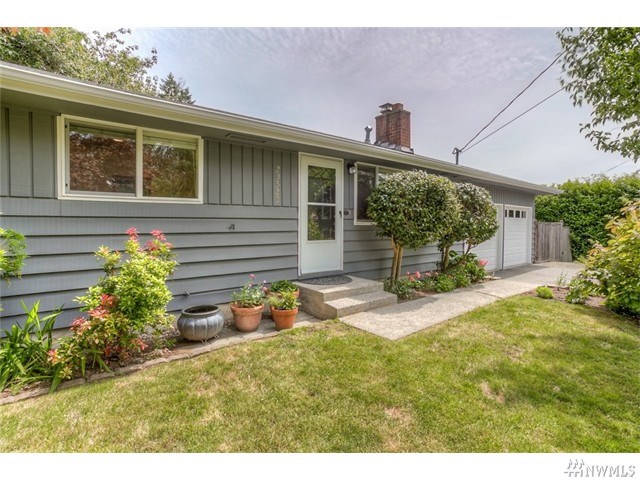 For Sale: 23523 2nd St W Bothell, WA 98021