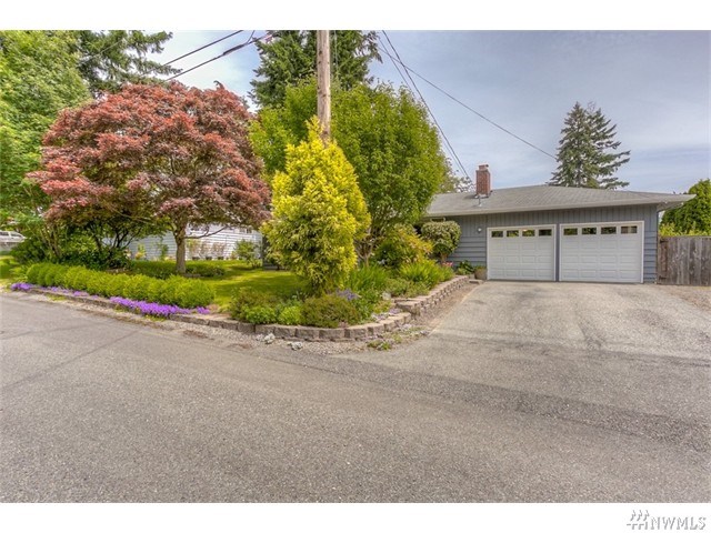 For Sale: 23523 2nd St W Bothell, WA 98021