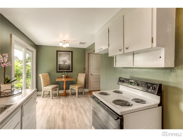 For Sale: 23523 2nd St W Bothell, WA 98021