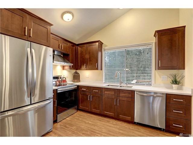 31601 42nd Ave SW