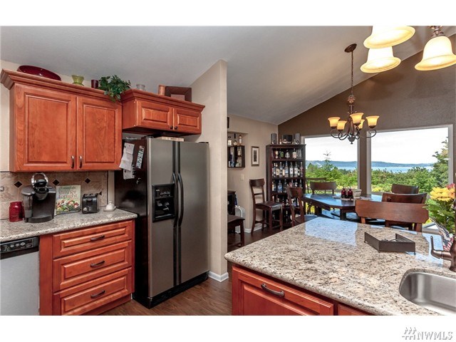 For Sale: 31304 42nd Pl SW Federal Way, WA 98023
