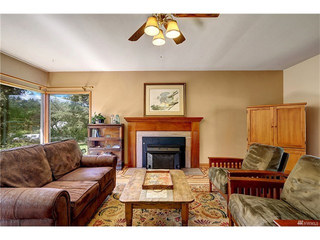 24532 SE Mirromont Dr