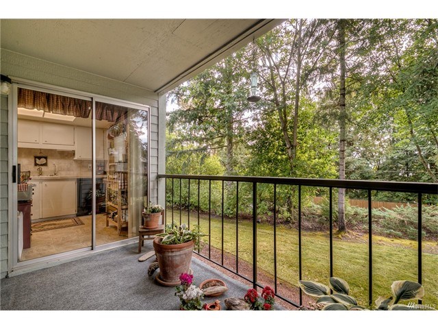 4717 W Lake Sammamish Pkwy SE #C202