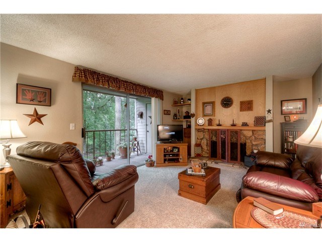 4717 W Lake Sammamish Pkwy SE #C202