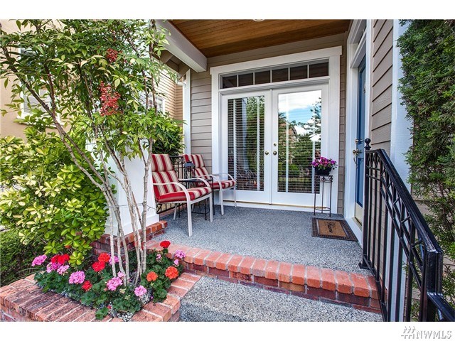 For Sale: 1527 NE Jade St Issaquah, WA 98029
