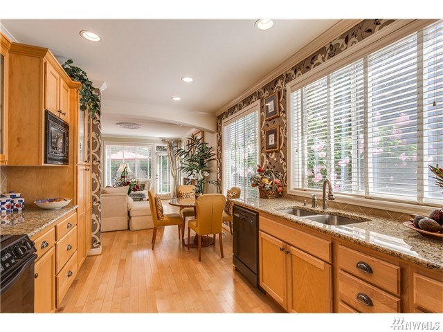 For Sale: 1527 NE Jade St Issaquah, WA 98029