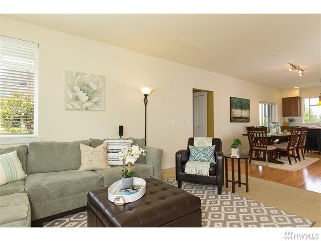 For Sale: 2316 NE Park Dr Issaquah, WA 98029