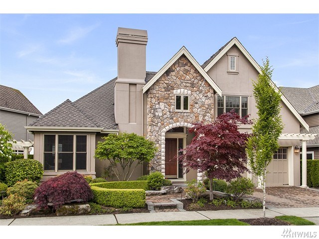 1581 30th Ave NE Issaquah, WA 98029