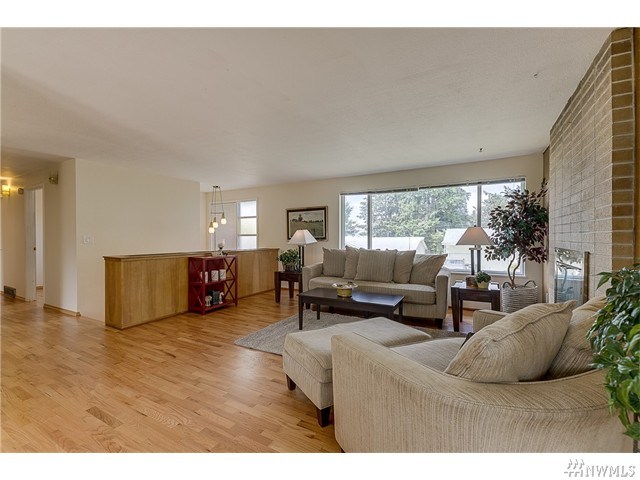 For Sale: 22824 106th Pl SE Kent, WA 98031