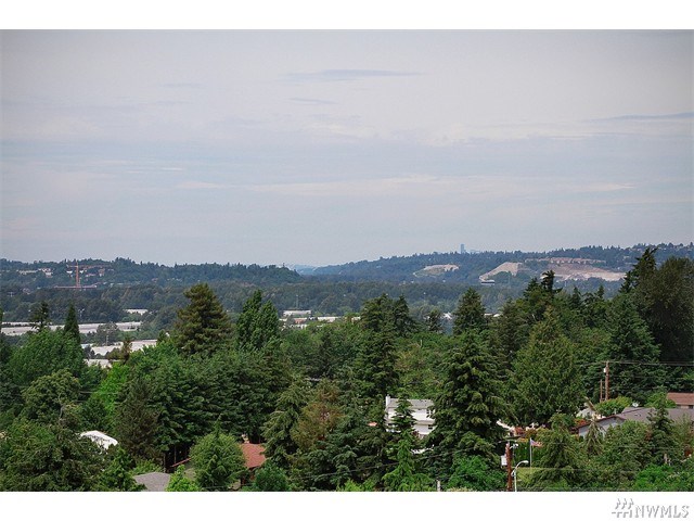 For Sale: 9419 S 203rd Pl Kent, WA 98031