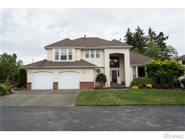 For Sale: 11407 SE 217th St Kent, WA 98031