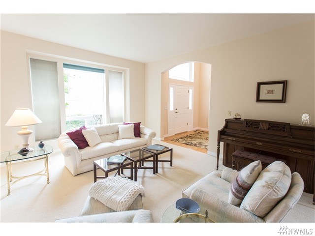 For Sale: 11407 SE 217th St Kent, WA 98031