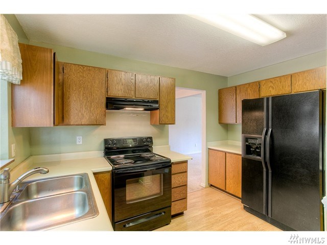 For Sale: 12324 SE 223rd Dr Kent, WA 98031