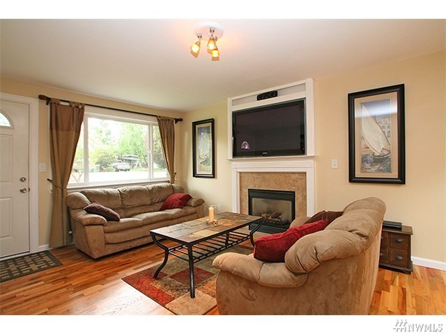 For Sale: 20705 104th Pl SE Kent, WA 98031