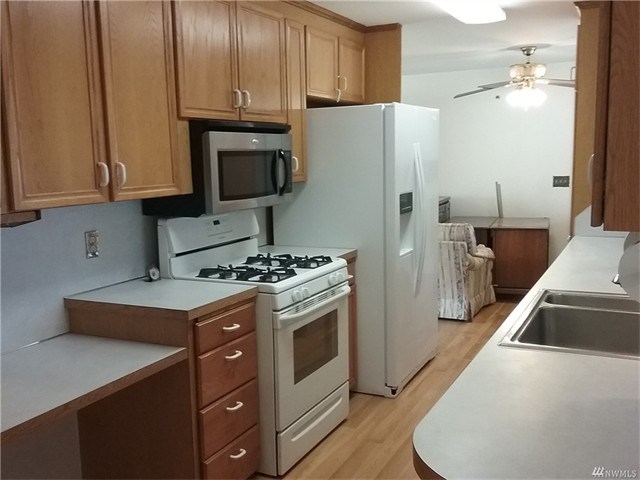 21221 100th Pl SE