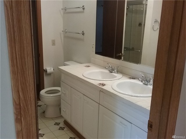 21221 100th Pl SE