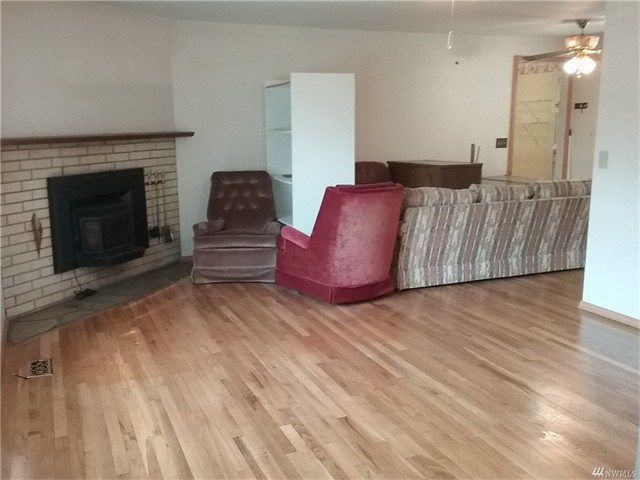 21221 100th Pl SE