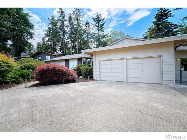 For Sale: 3304 S 249th Pl Kent, WA 98032