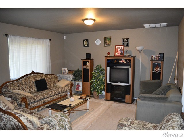 For Sale: 3007 S 259th Ct Kent, WA 98032