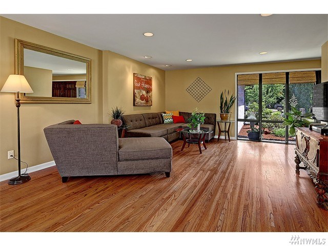 For Sale: 11023 104th Ave NE Kirkland, WA 98033