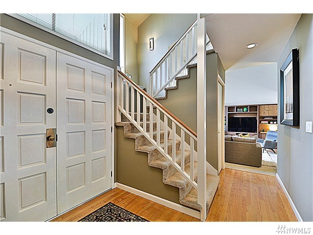 For Sale: 12917 NE 71st St Kirkland, WA 98033