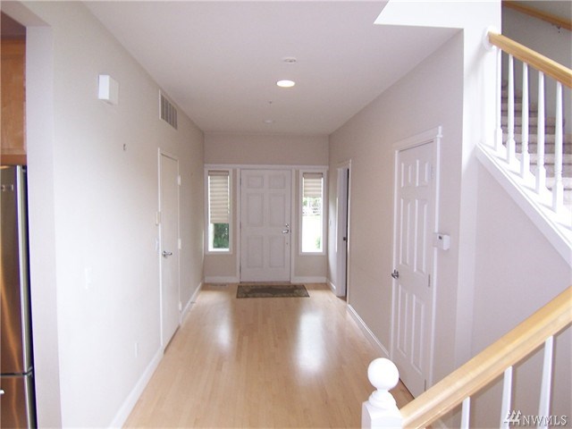 For Sale: 10015 NE 37th Ct Kirkland, WA 98033