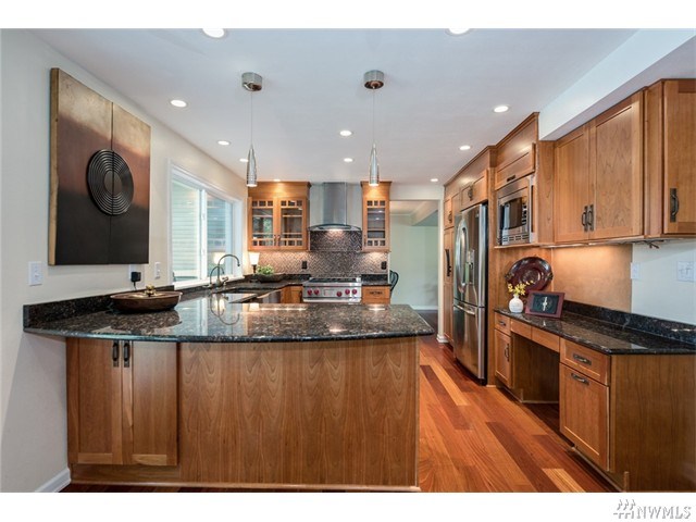 For Sale: 10126 117th Pl NE Kirkland, WA 98033