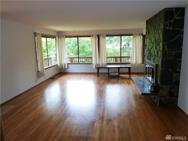 For Sale: 13009 NE 74th St Kirkland, WA 98033