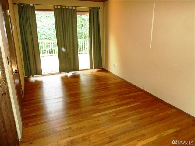 For Sale: 13009 NE 74th St Kirkland, WA 98033