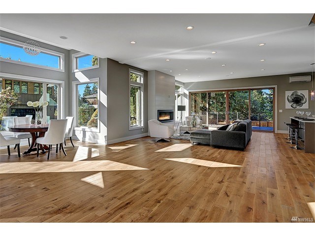 24 20th Ave