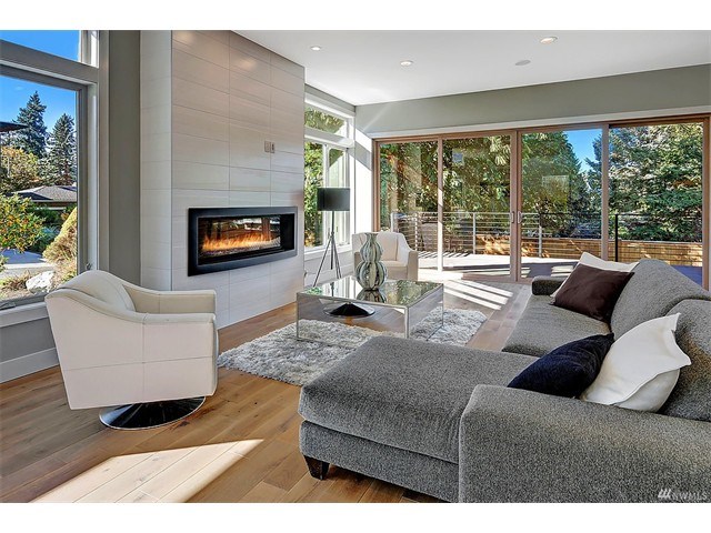 24 20th Ave