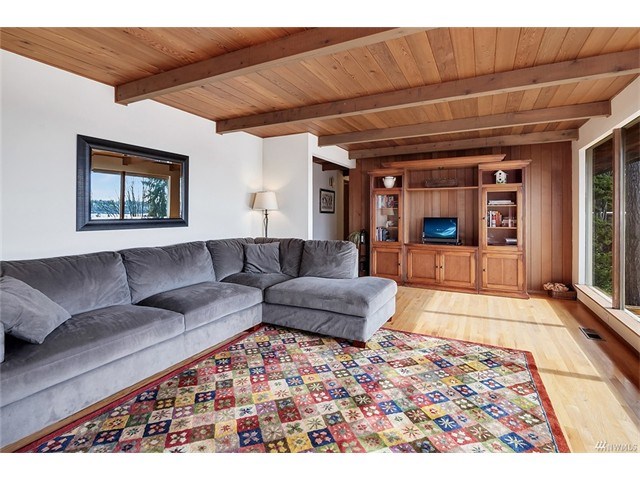 13753 42nd Pl NE