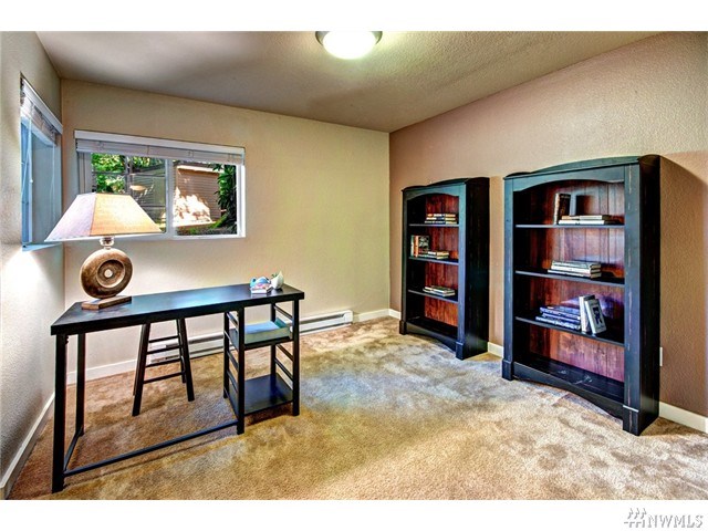 For Sale: 10016 NE 120th Ln #APT F103 Kirkland, WA 98034