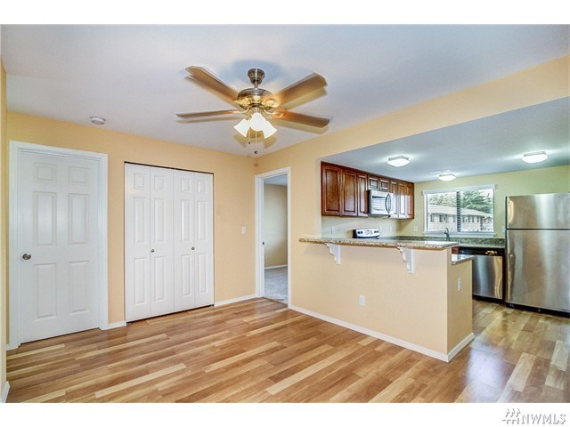 For Sale: 14311 124th Ave NE #B13 Kirkland, WA 98034