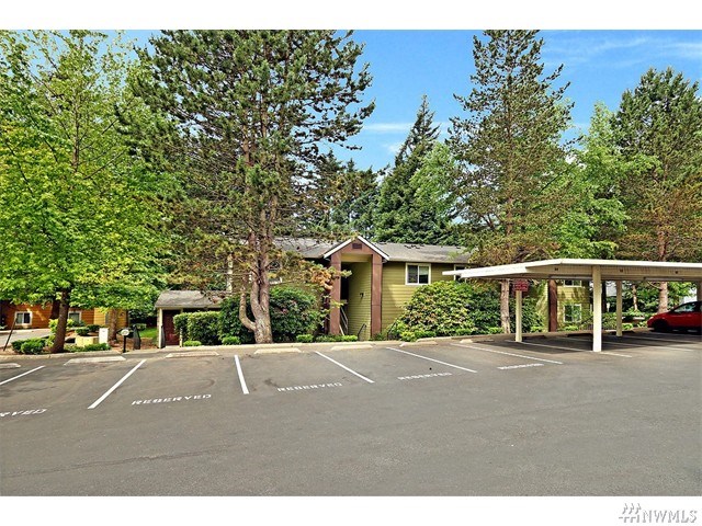 For Sale: 12615 100th Ln NE #M260 Kirkland, WA 98034